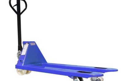 Blue hand pallet trolley for outdoor use (4)