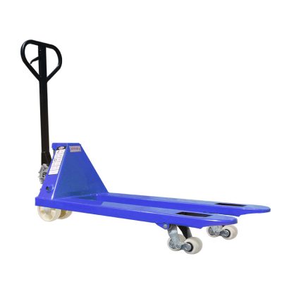 Blue hand pallet trolley for outdoor use (4)