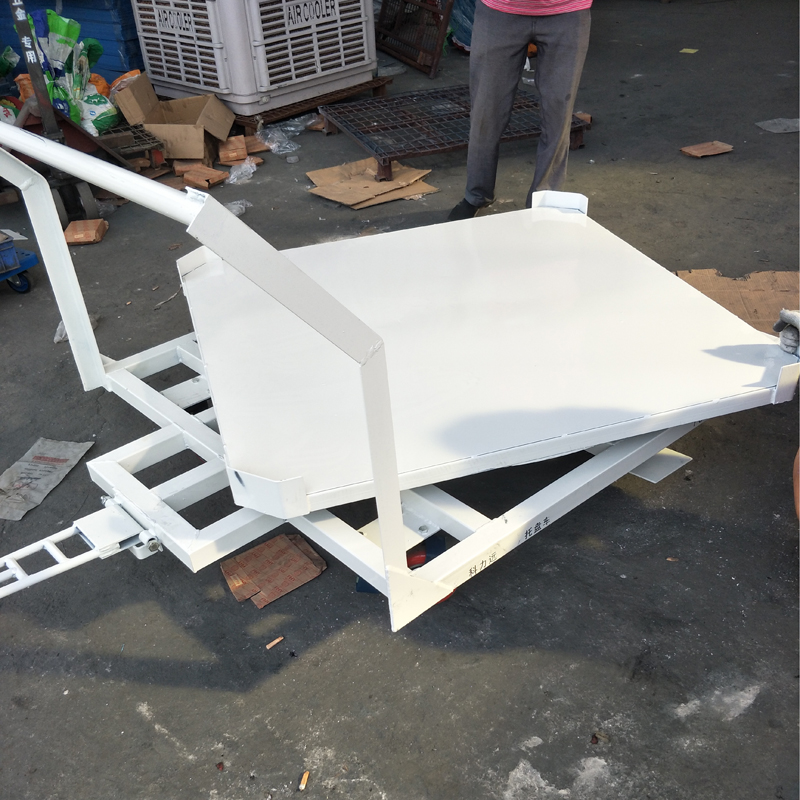 Various specifications of material handling trolleys