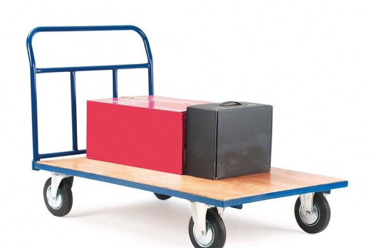 Durable Warehouse Goods Handling Platform Trolley (2) Warehouse goods handling platform trolley with foldable handle