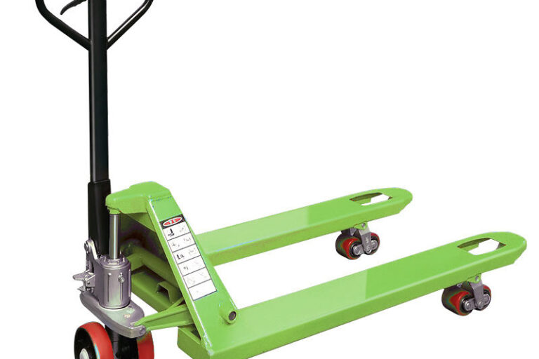Warehouse loading hand pallet truck with reinforced frame